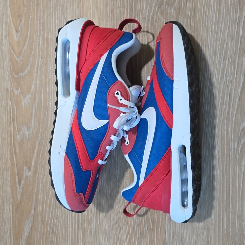 Men's Nike Air Max size 10